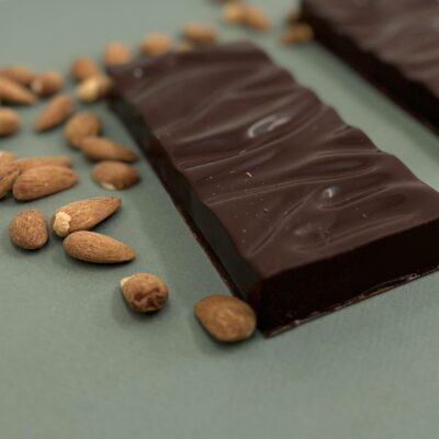 L'irrésistible - Tablette praliné avec enrobage chocolat noir - 250g