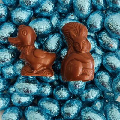 Petits sujets fourrés au praliné amandes et noisettes