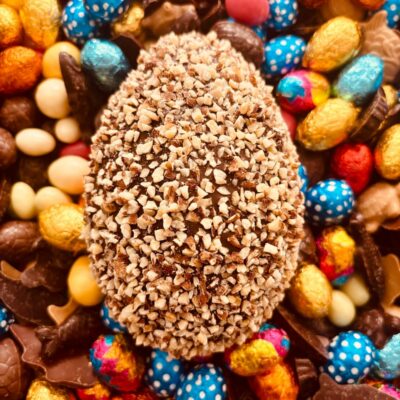 Antoine l'Oeuf amandes - Chocolat noir - moulage garni